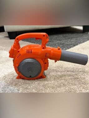 CHILDRENS TOY Husqvarna 125B Battery Operated TOY Leaf Blower
